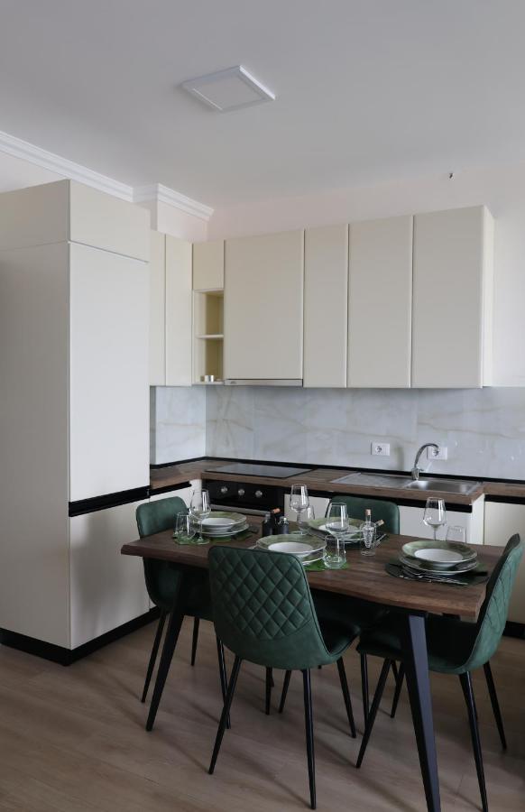 Appartement Absolut Vollga à Durrës Extérieur photo